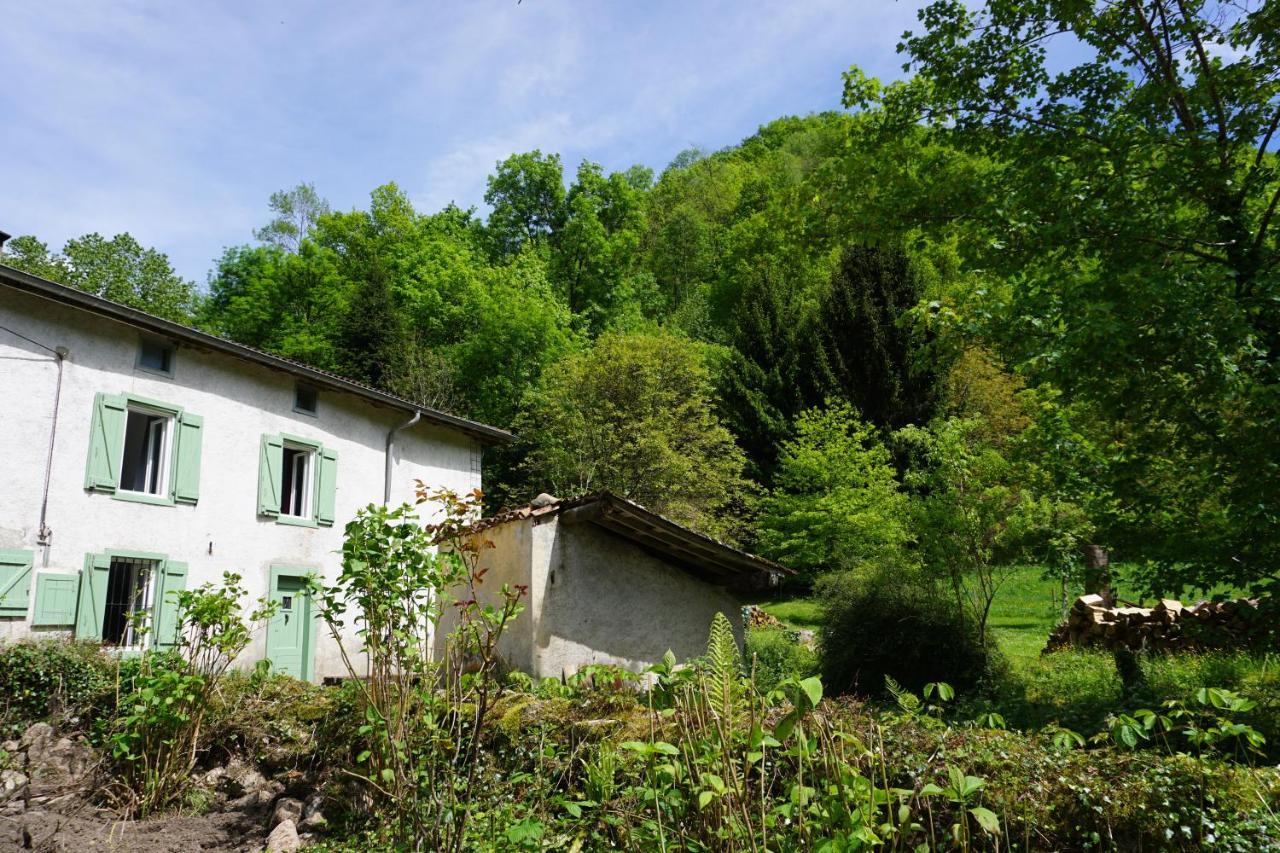 Le Pidro - A Family House With Private Stream And Woodland Holiday home Castelnau-Durban