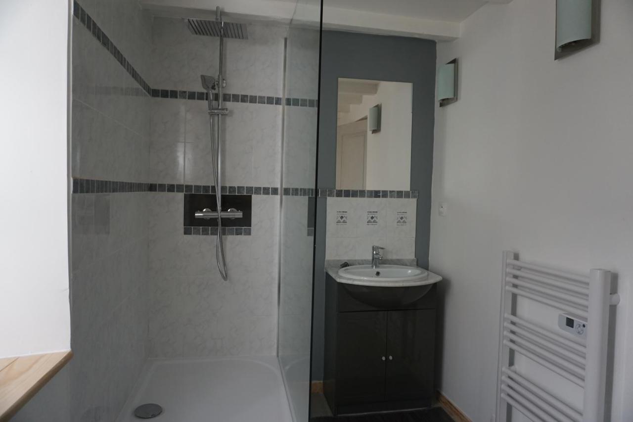 Le Pidro - A Family House With Private Stream And Woodland Holiday home *